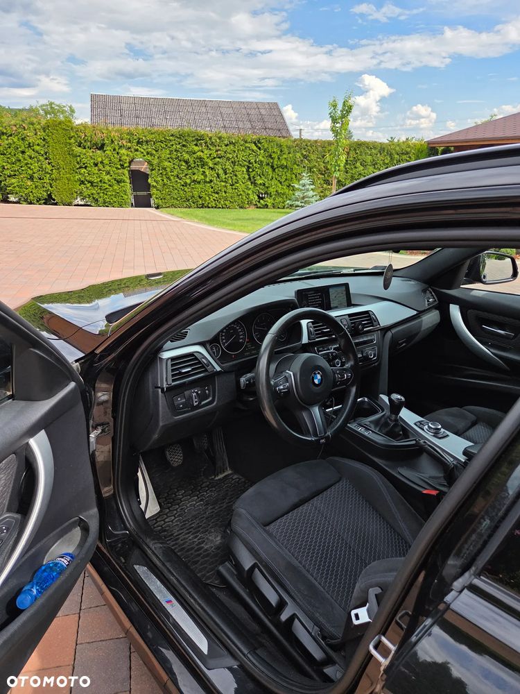 BMW Seria 3 318d - 5