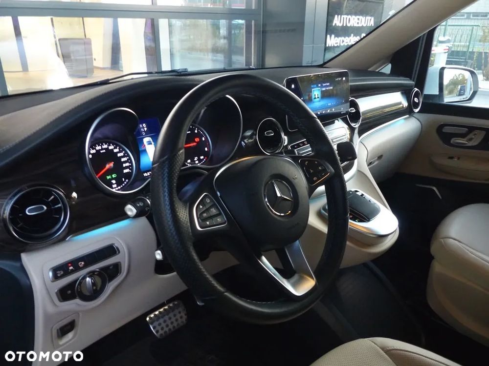 Mercedes-Benz Klasa V 300 d 4-Matic Avantgarde 9G-Tronic (d³ugi) - 10