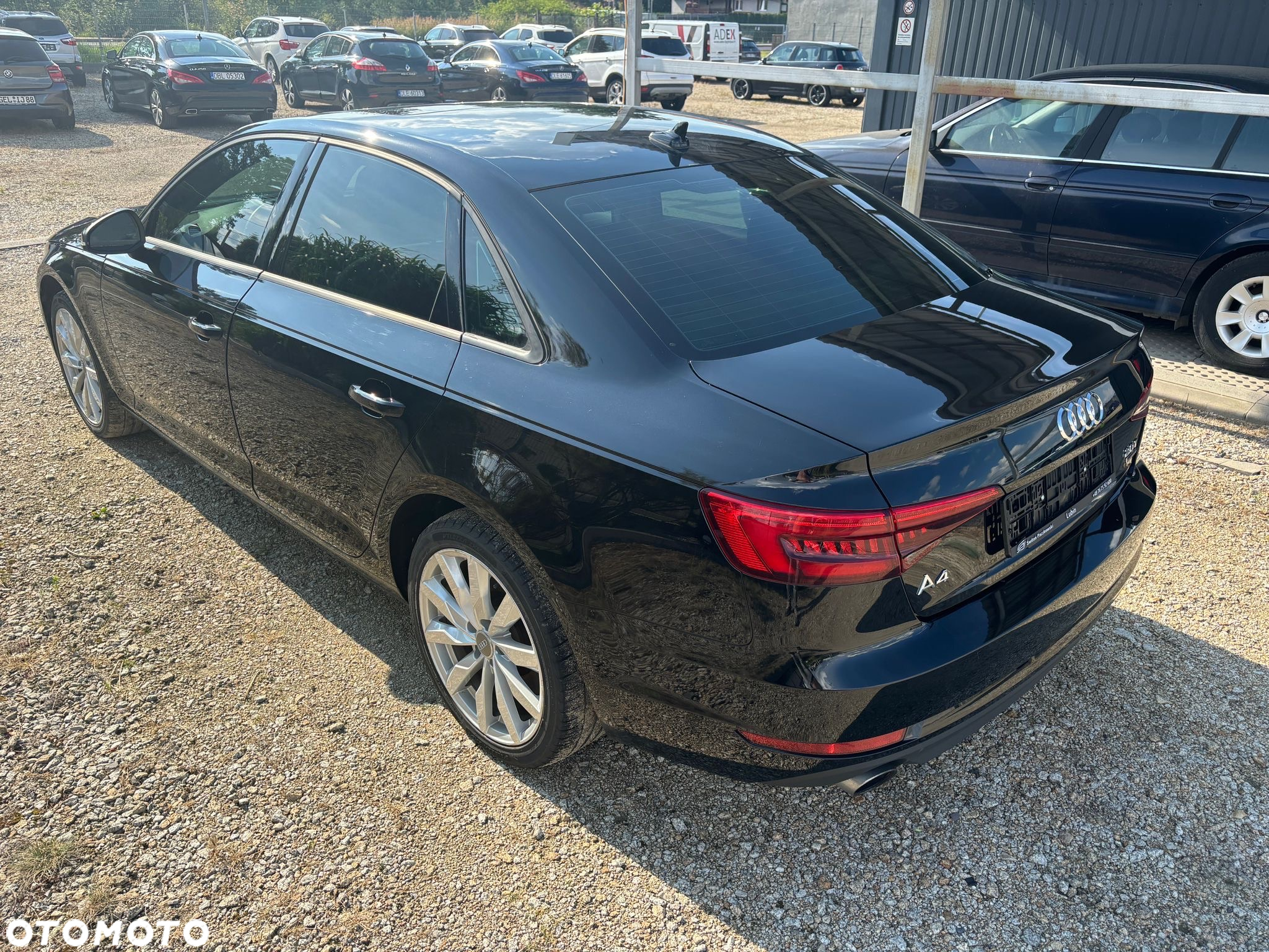 Audi A4 2.0 TFSI Quattro S tronic - 28