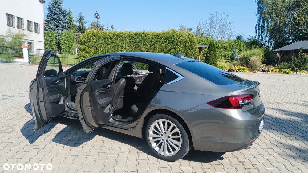 Opel Insignia - 13