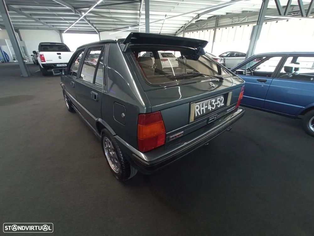 Lancia Delta 1.6 HF Turbo - 20