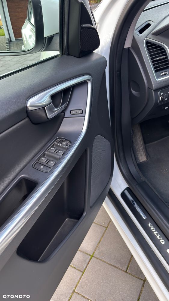 Volvo XC 60 - 24