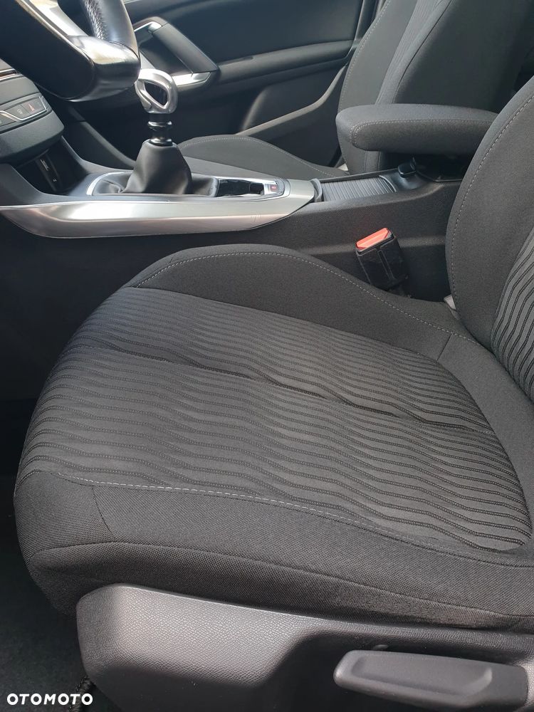 Peugeot 308 BlueHDi 150 Stop & Start Business-Line - 8