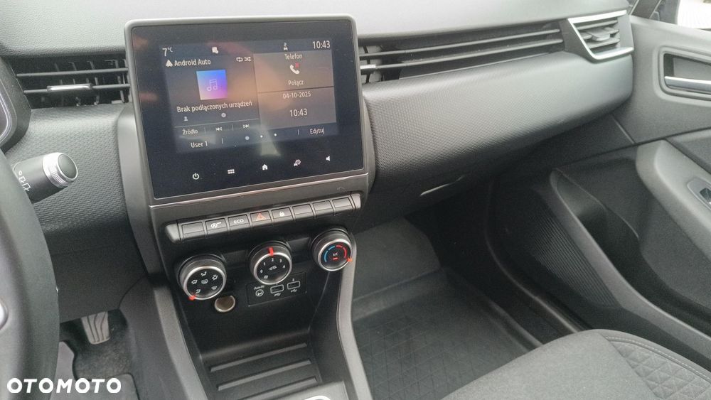 Renault Clio - 15