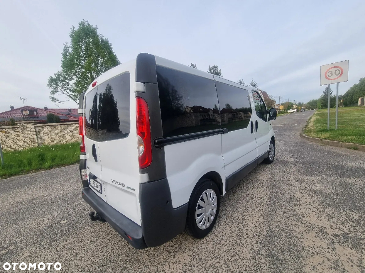 Opel Vivaro - 8