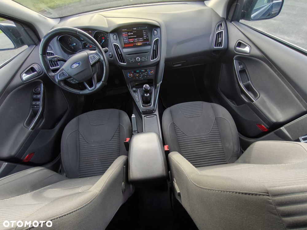 Ford Focus - 7