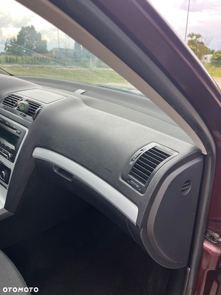 Skoda Octavia 1.4 TSI Ambiente - 20