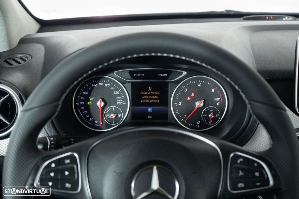 Mercedes-Benz B 180 d Style - 23