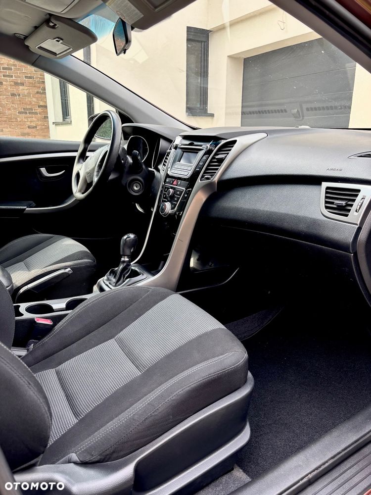 Hyundai i30 - 12