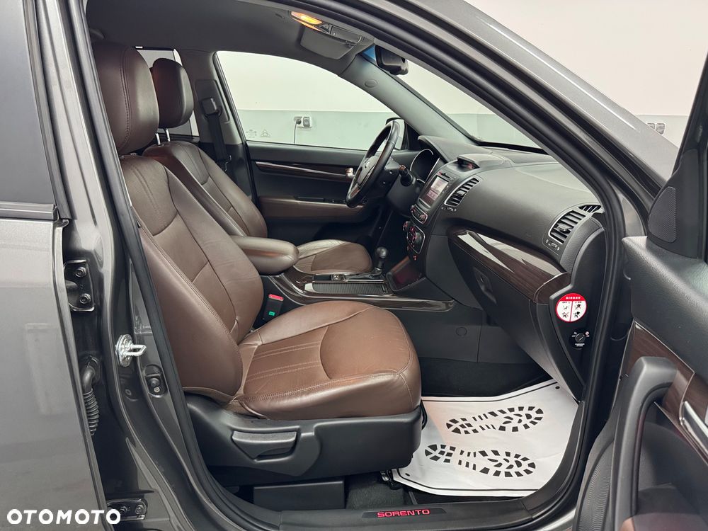 Kia Sorento 2.2 CRDi AWD Vision - 28