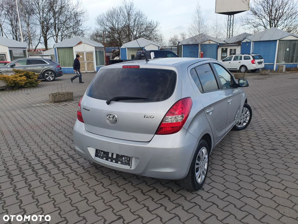 Hyundai i20 1.2 Edition Plus - 13