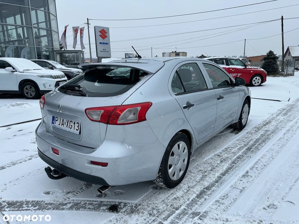 Mitsubishi Lancer 1.5 Inform - 3