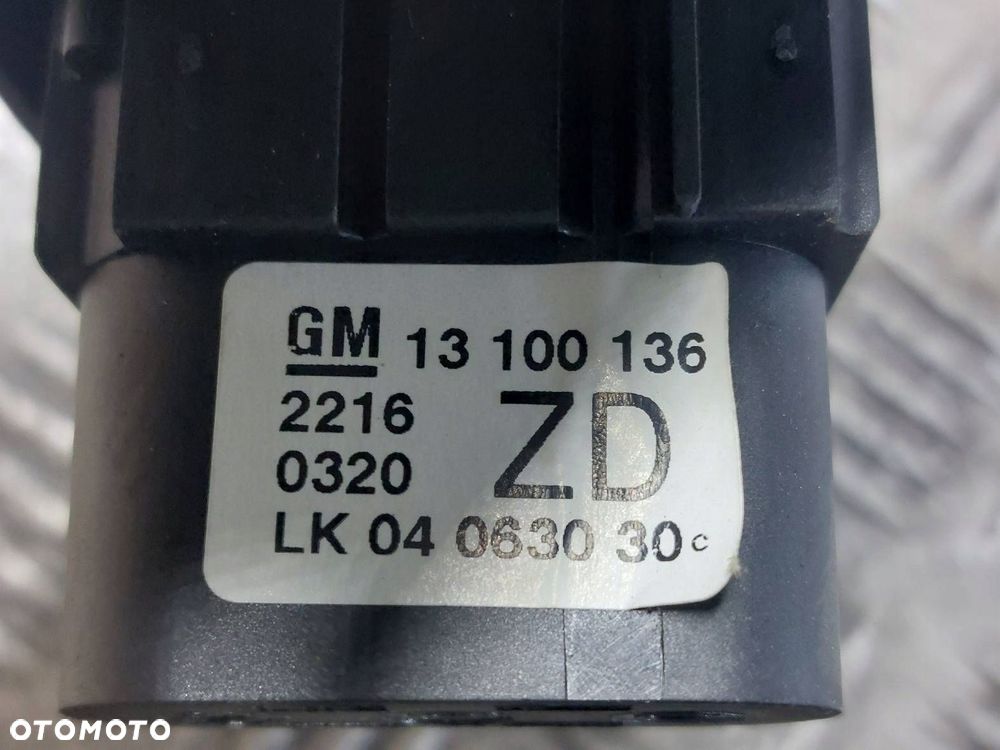 PANEL NAWIEWU + PRZEŁĄCZNIK ŚWIATEŁ + WYŚWIETLACZ OPEL ASTRA H 13122963 - 8