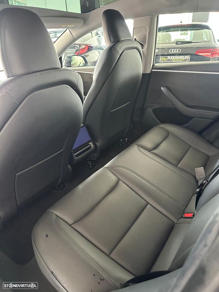 Tesla Model 3 Long-Range Dual Motor AWD - 9