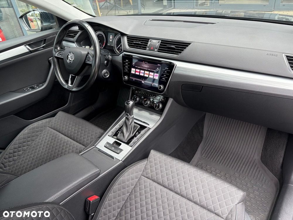 Skoda Superb 2.0 TDI Ambition DSG - 16