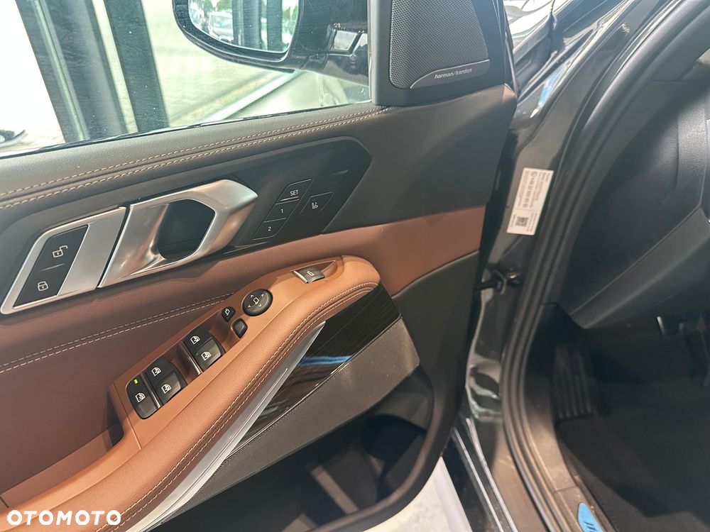 BMW X5 xDrive40d mHEV - 15