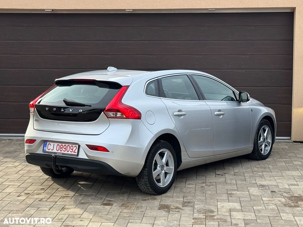 Volvo V40 D2 Ocean Race - 6