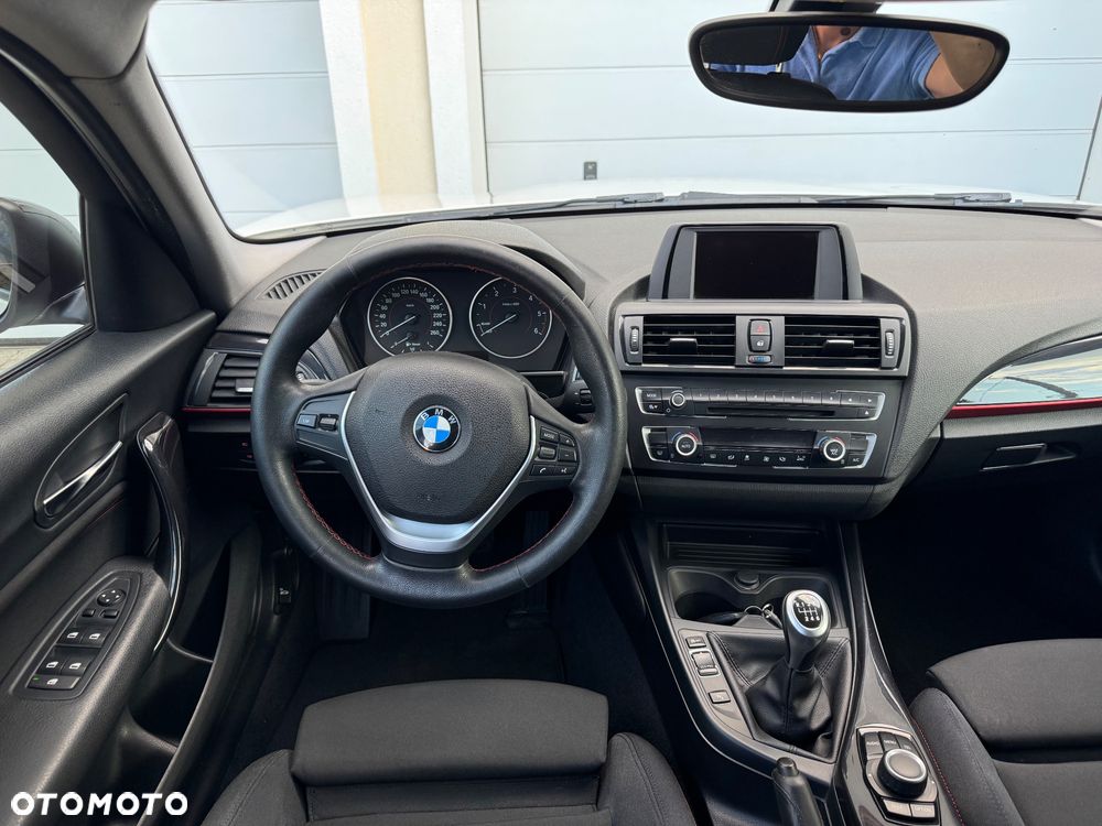 BMW Seria 1 118d DPF Edition Sport - 22