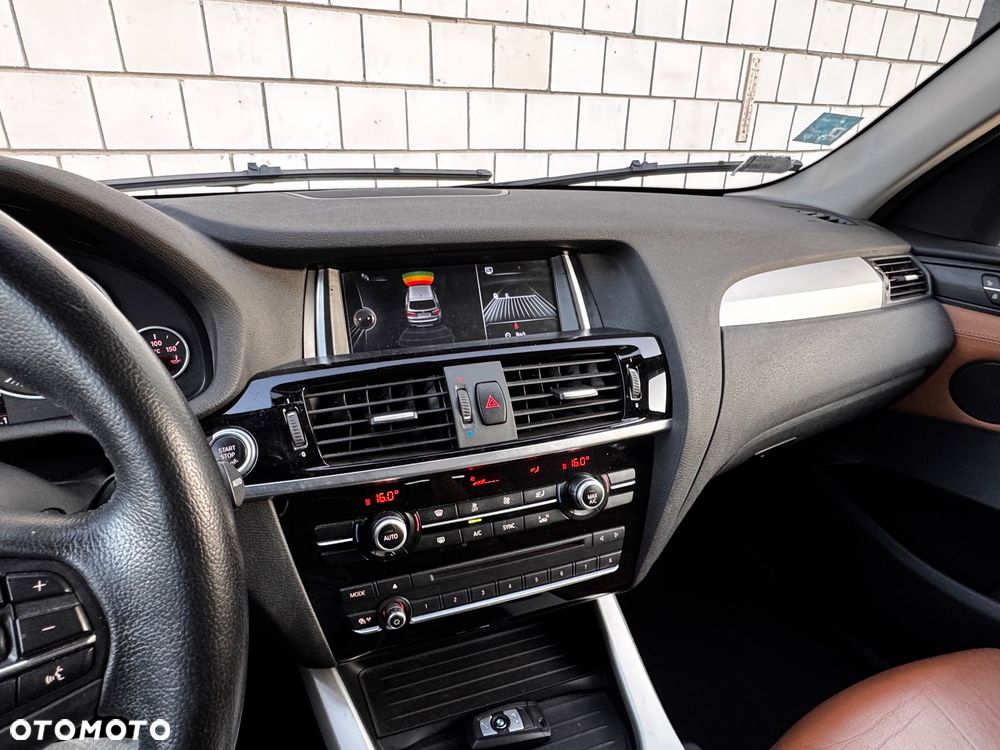BMW X3 xDrive20d Advantage - 8