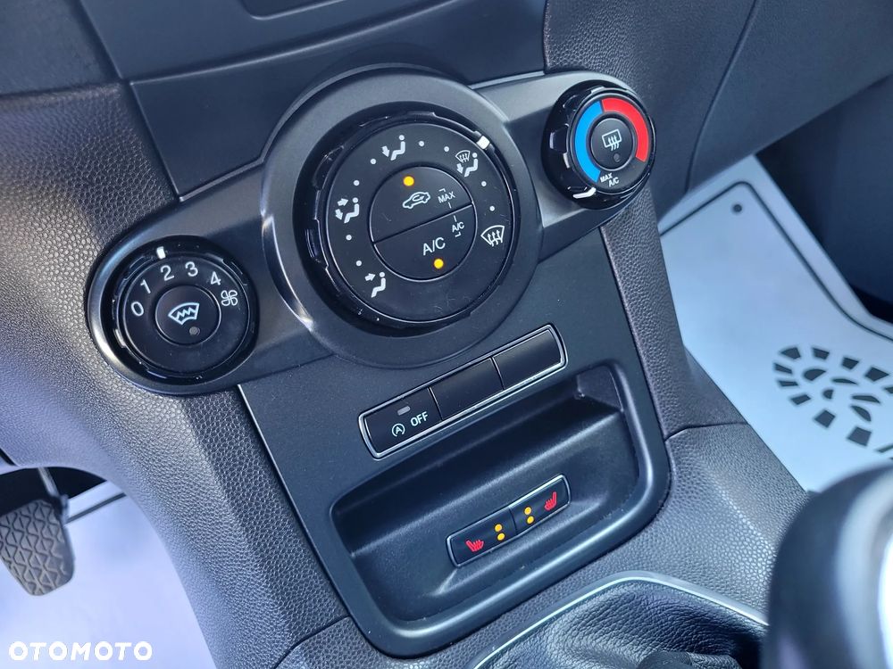 Ford Fiesta - 26