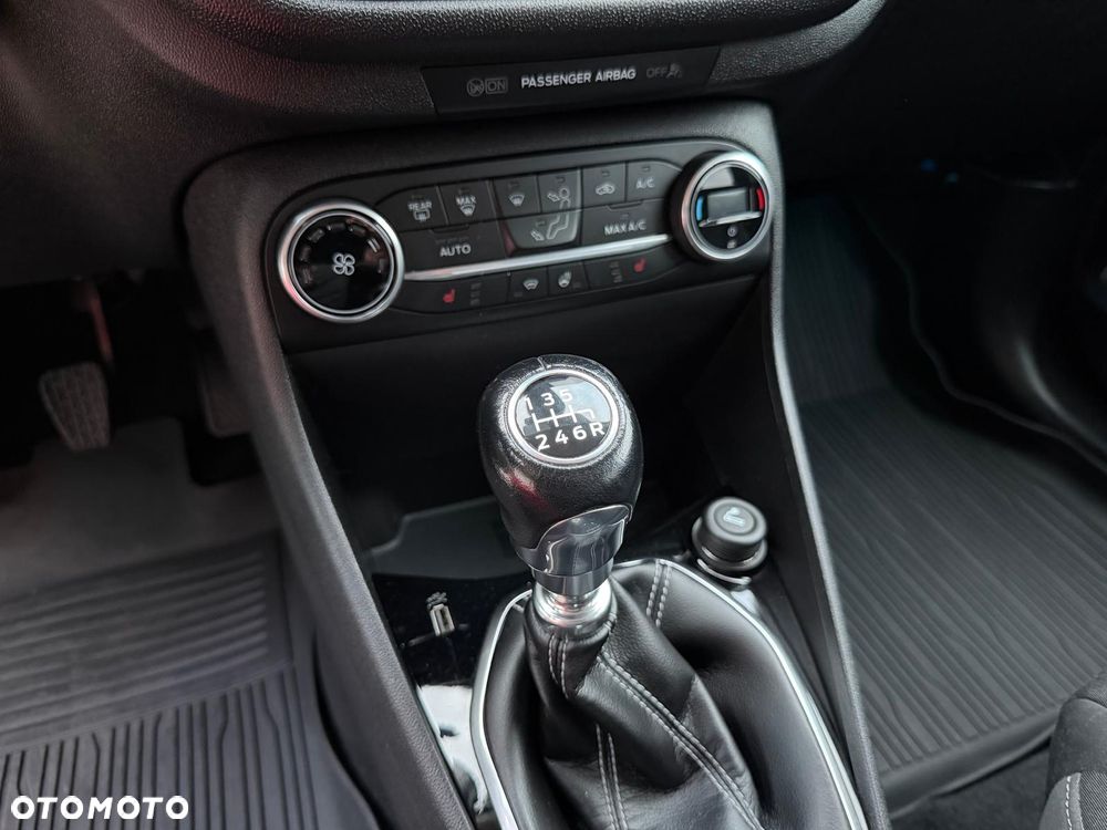 Ford Fiesta 1.0 EcoBoost Titanium - 27