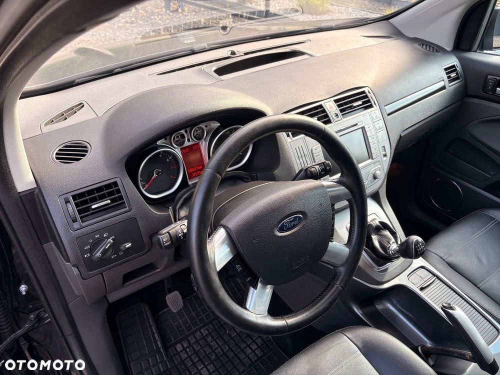 Ford Kuga 2.5 4x4 Individual - 33