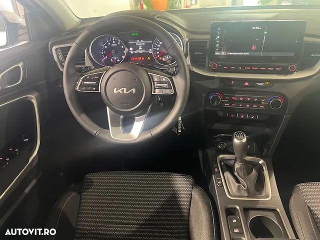 Kia XCeed 1.5 T-GDI 6MT City - 9
