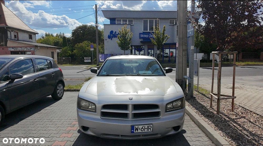 Dodge Charger 2.7 V6 SE - 13