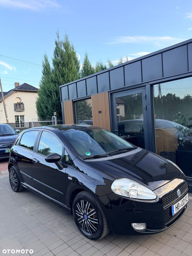 Fiat Punto 1.4 16V Dynamic - 1