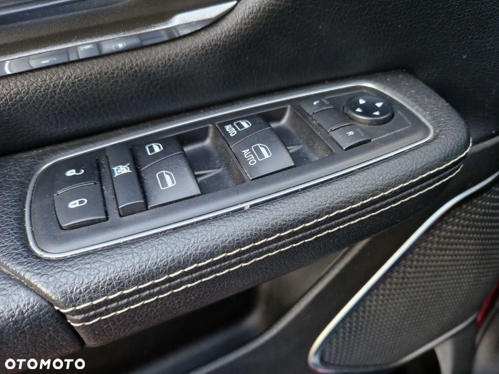 RAM 1500 5.7 Quad Cab Laramie - 27