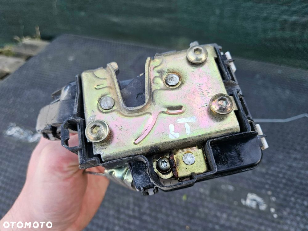 Zamek Drzwi 6K4839015 6K4839016 Lewy Prawy Tylny Tyl EU Seat Cordoba I 1 Ibiza II 2 VW Caddy II 2 - 13