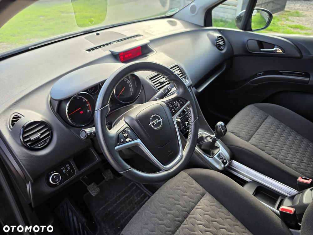 Opel Meriva 1.4 T Essentia - 19