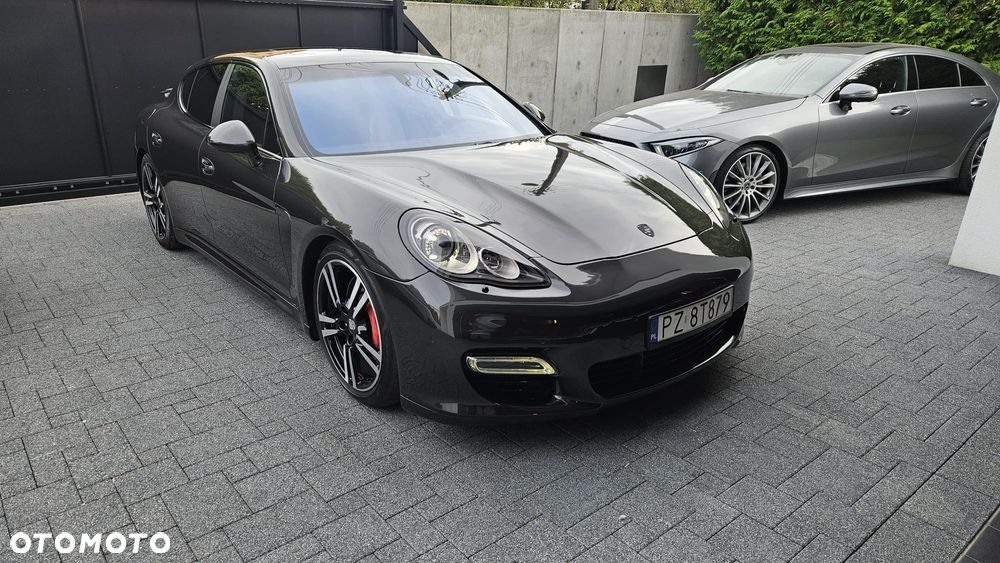 Porsche Panamera Turbo - 4