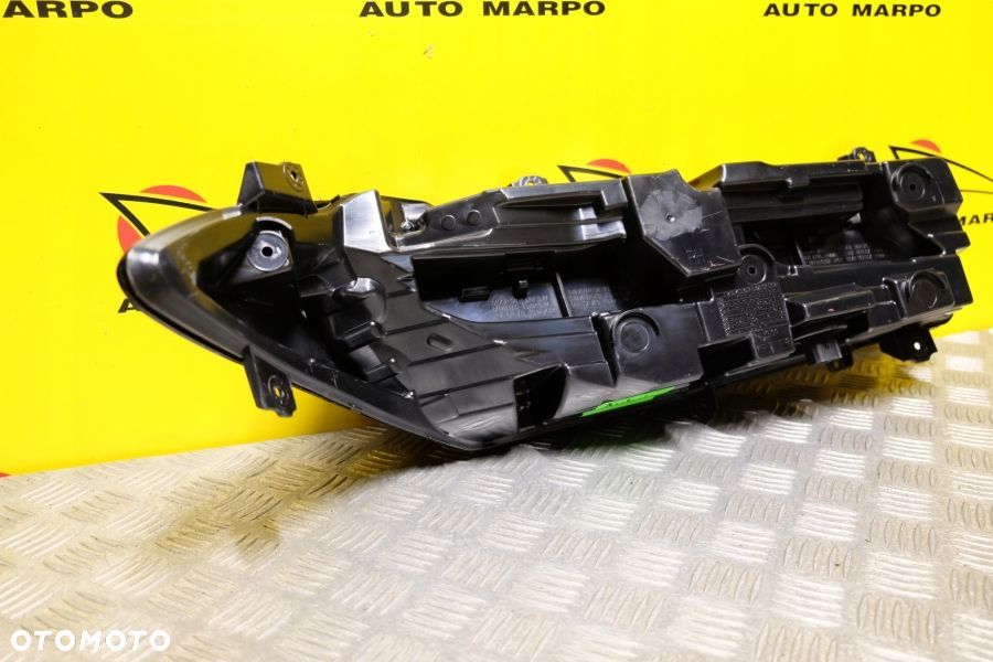 CHEVROLET CORVETTE C8 2019- LAMPA TYŁ PRAWA TYLNA LED USA - 6