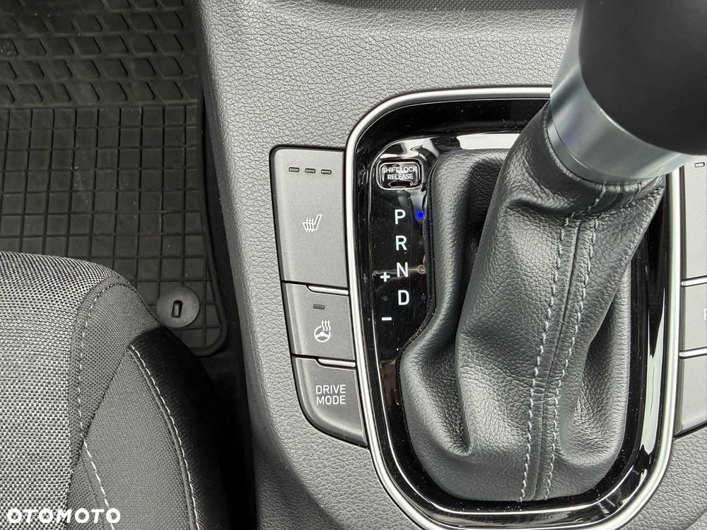 Hyundai i30 1.0 T-GDI Smart DCT - 24