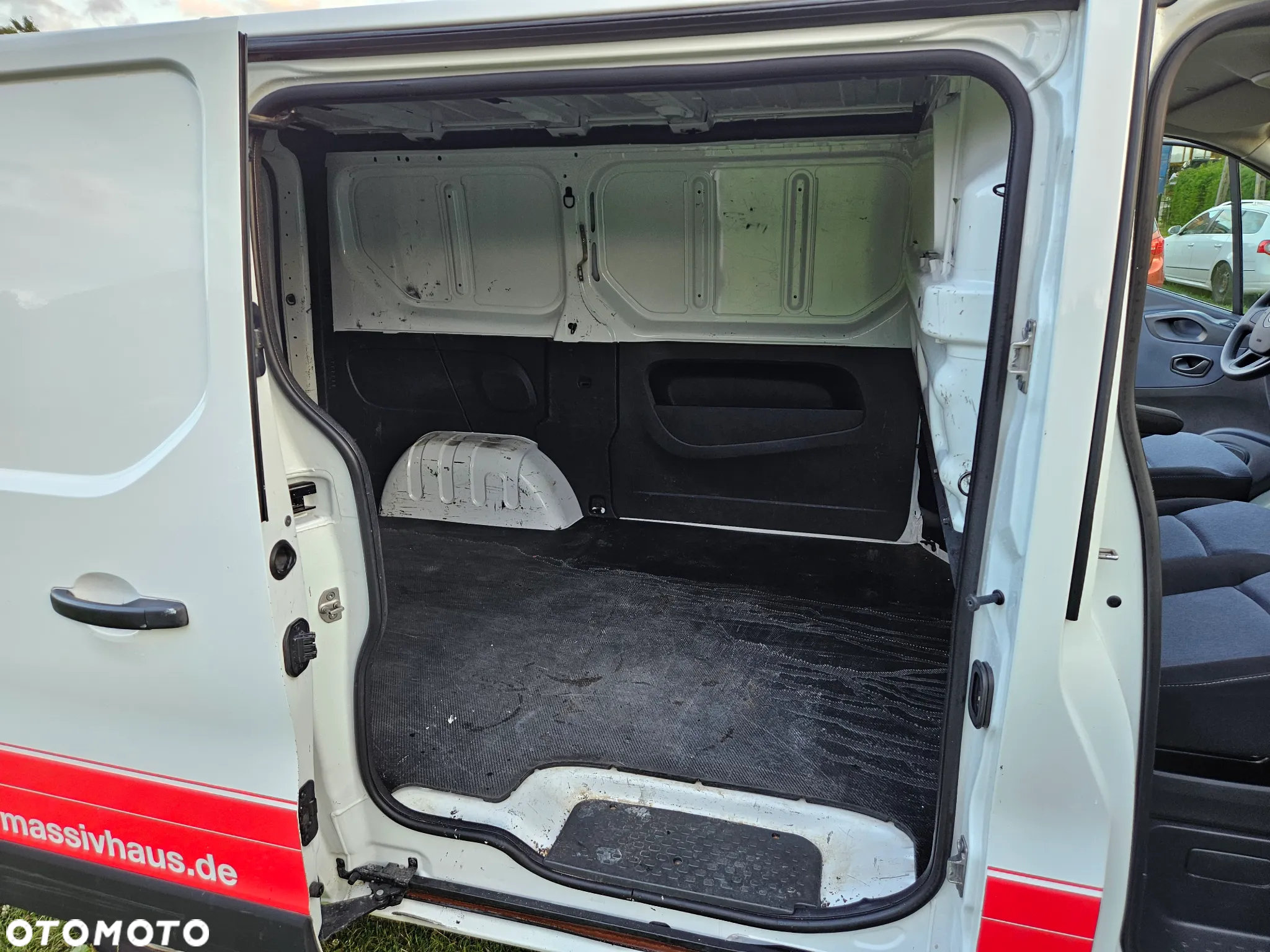 Opel Vivaro - 12