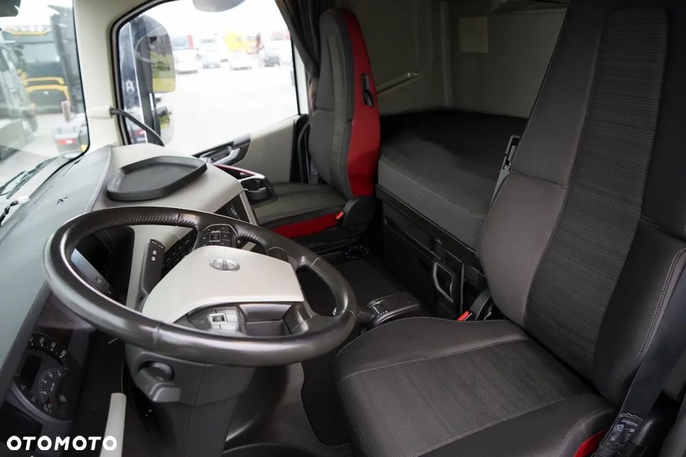 Volvo FH 460 /  LOWDECK / MEGA / I-SHIFT - 24