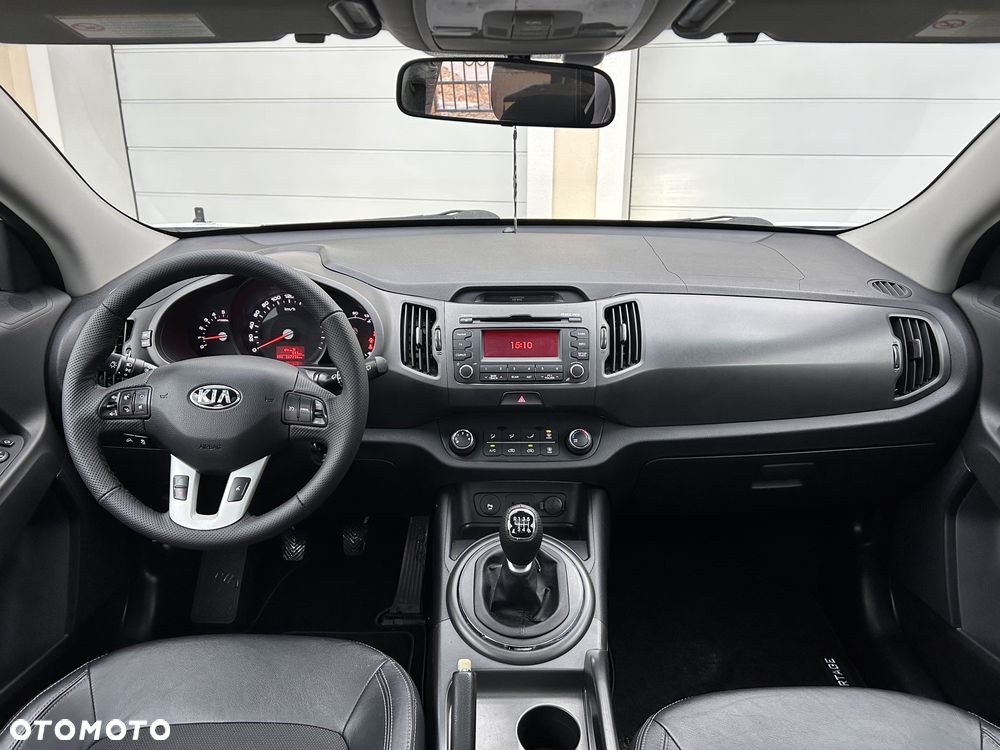 Kia Sportage 1.7 CRDI 2WD Attract - 24