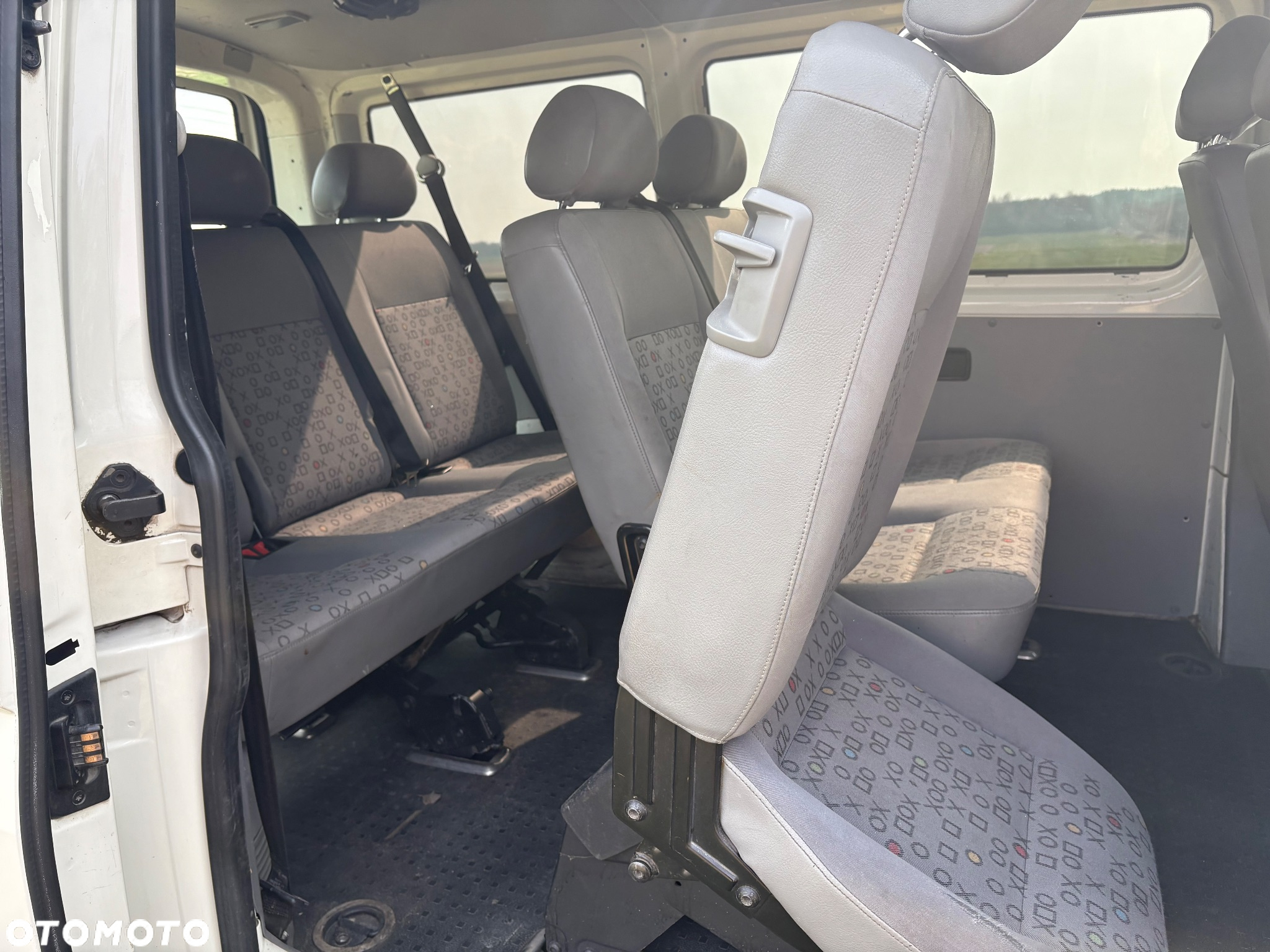 Volkswagen Transporter Shuttle TDI L1 - 10