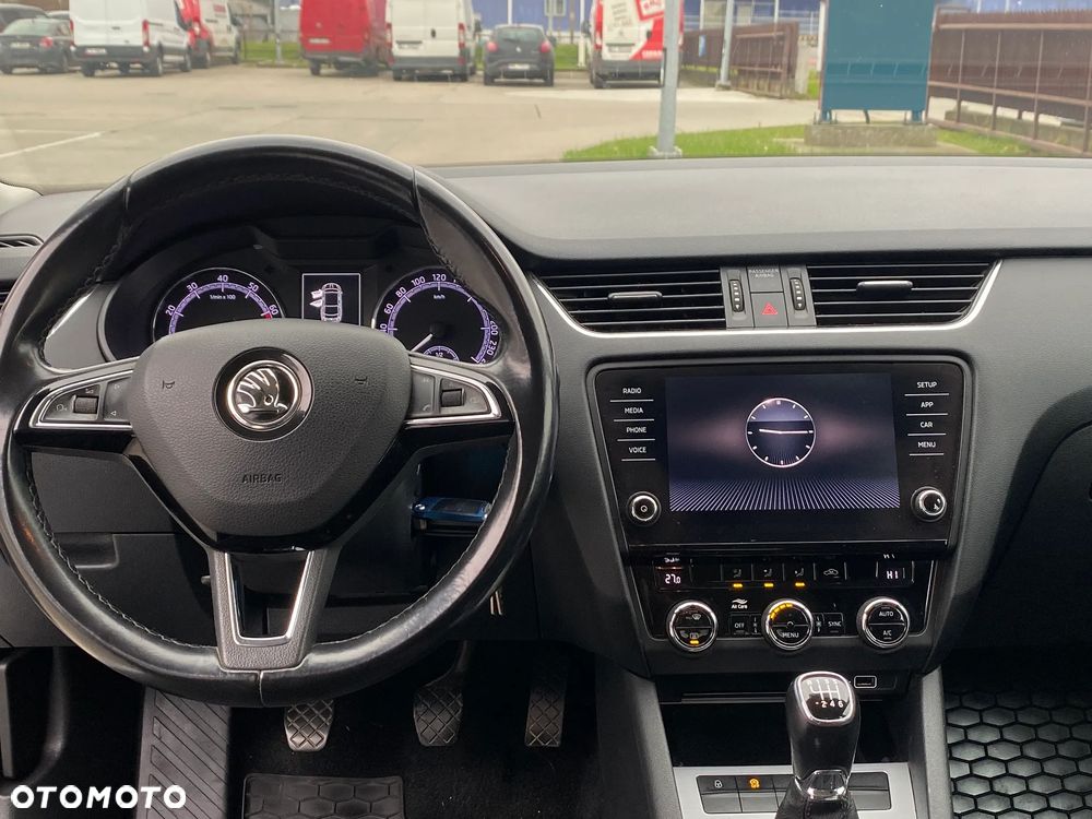 Skoda Octavia 1.4 TSI Ambition - 11