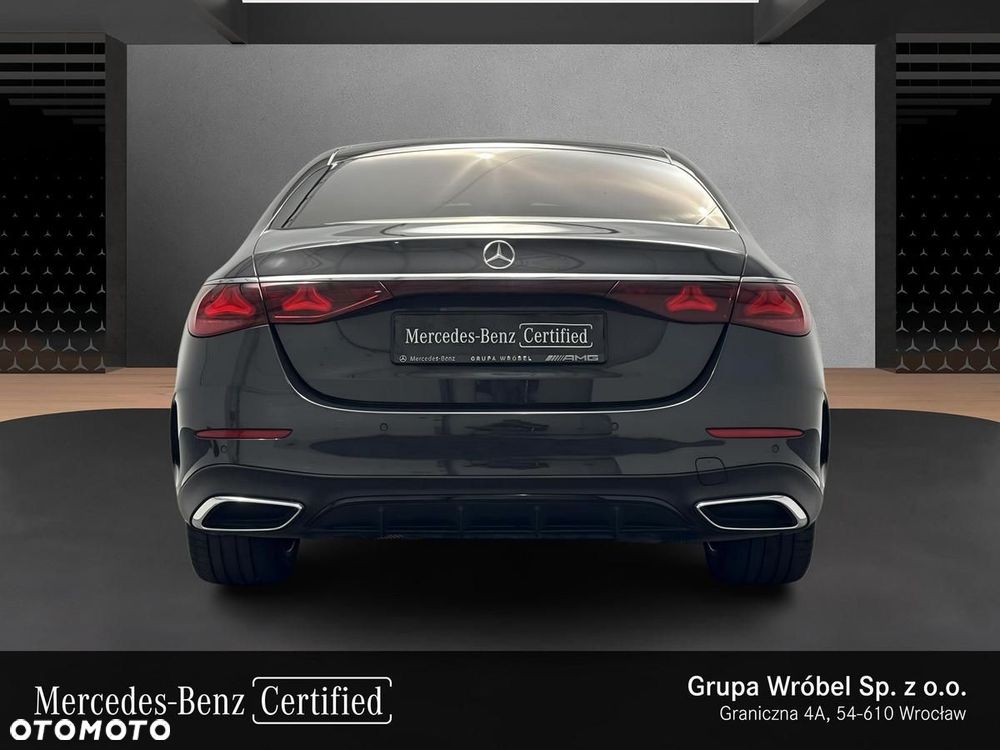 Mercedes-Benz E-Class 2025 photo 4