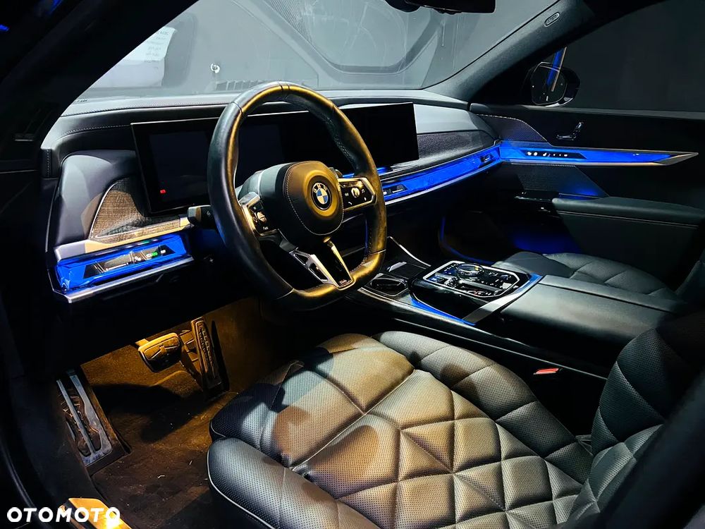 BMW Seria 7 740Li xDrive sport - 7