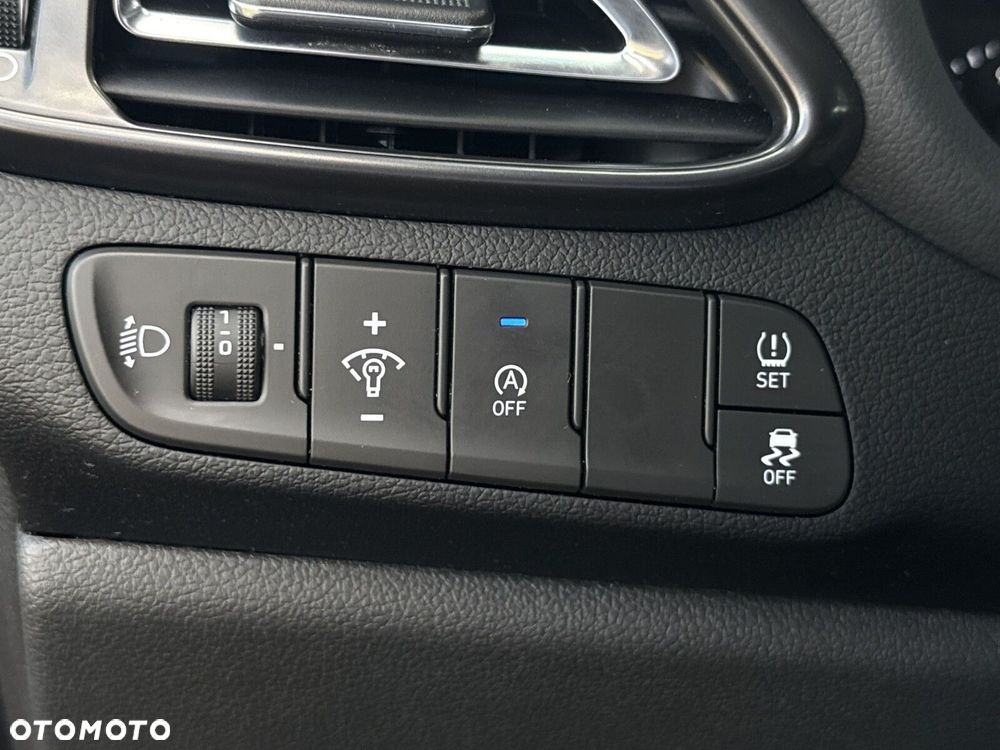 Hyundai i30 - 22