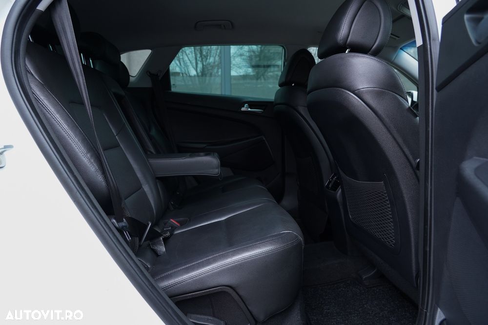 Hyundai Tucson 2.0 CRDI 4WD Automatik Premium - 21