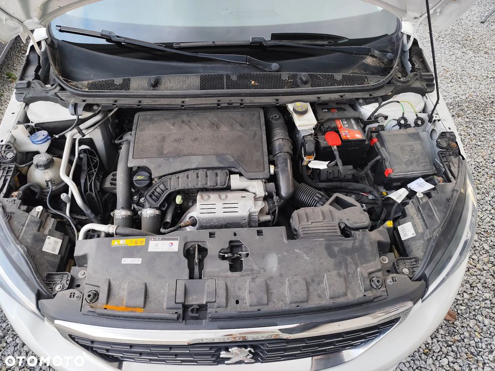 Peugeot 308 PureTech 130 GPF EAT8 Stop & Start Tech Edition - 39
