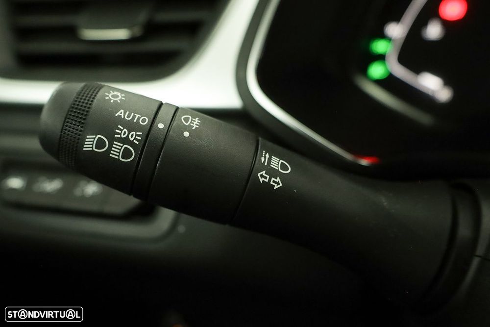 Renault Captur 1.0 TCe Techno Bi-Fuel - 16