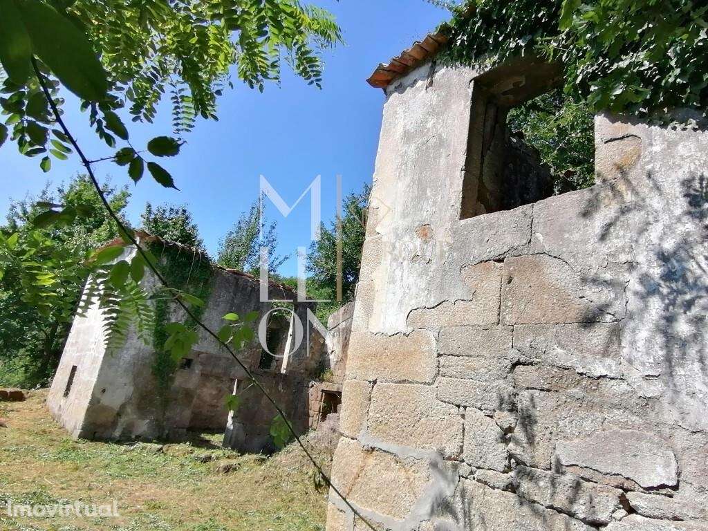 Propriedade próxima da Albufeira da Pala, no rio Douro, Marco de Canav - Grande imagem: 3/8