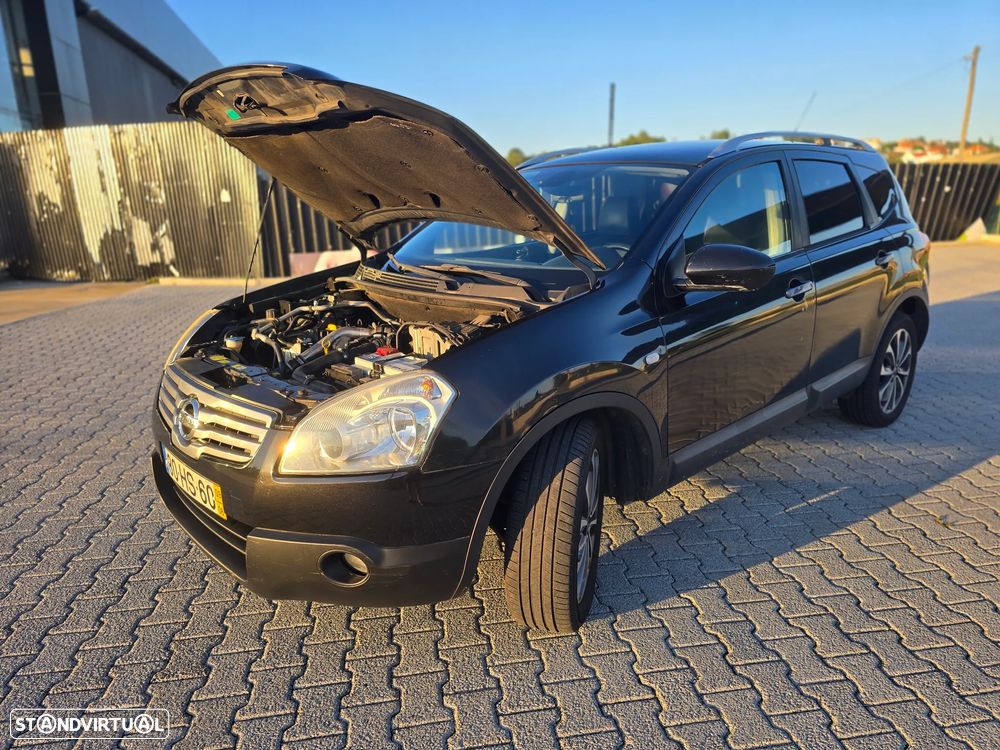 Nissan Qashqai +2 - 22