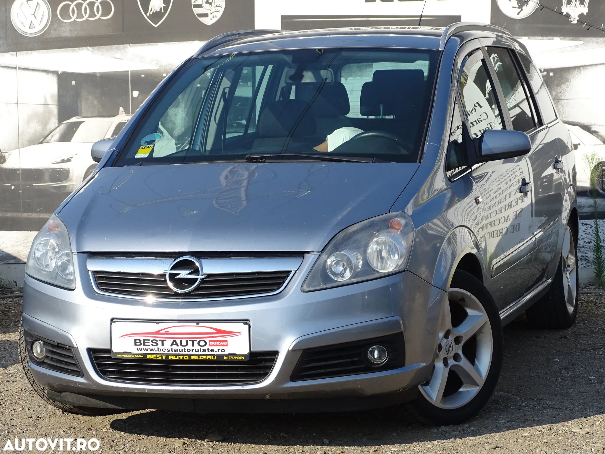 Opel Zafira 1.8 Navi - 1