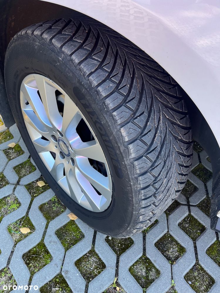 Mercedes-Benz GLE 250 d - 12